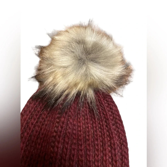 Burgundy Beanie with Pom Pom Wool/Alpaca/Mohair Blend Made in Italy - Picture 2 of 3
